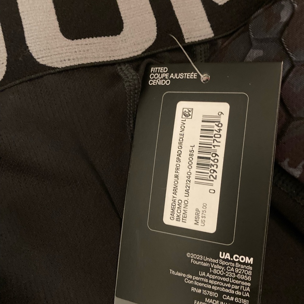 Under Armour Black Padded Athletic Shorts - Picture 2 of 3